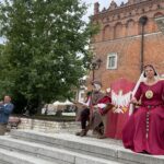 Przypomniano wydarzenia sprzed 600 lat - Radio Kielce 04.07.2026. Sandomierz. Inscenizacja hołdu sandomierskiego / Fot. Grażyna Szlęzak-Wójcik - Radio Kielce