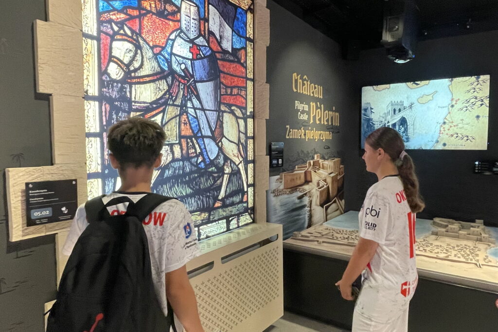Templariusze czekają na turystów - Radio Kielce Templariusze czekają na turystów - Radio Kielce