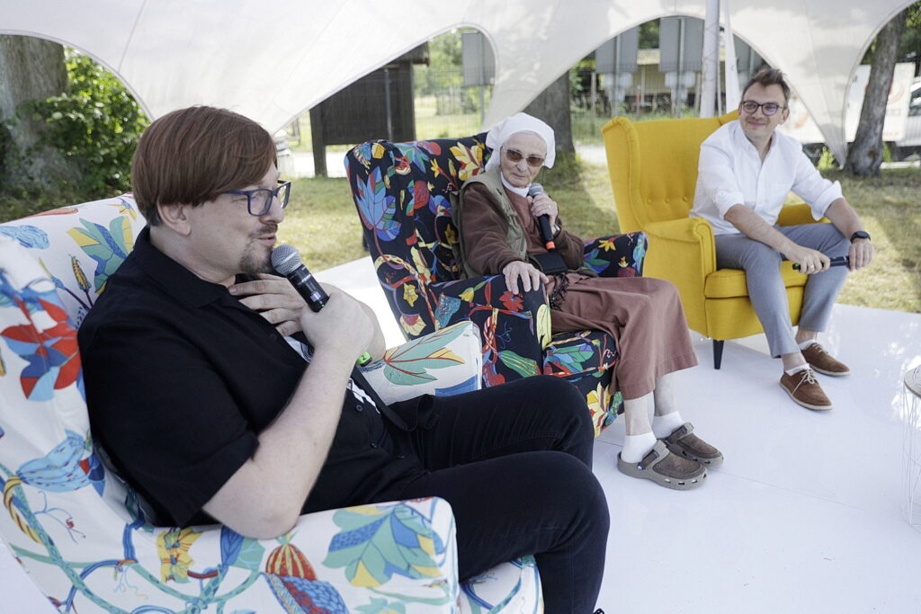 „Szklany Dom" przepełniony literaturą, muzyką i modą - Radio Kielce
