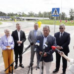 Wspólnie zainwestowali w rondo. Jest dużo bezpieczniej - Radio Kielce 06.07.2026. Nowiny. Briefing dotyczący przebudowy skrzyżowania ulic Przemysłowej i Perłowej / Fot. Jarosław Kubalski - Radio Kielce
