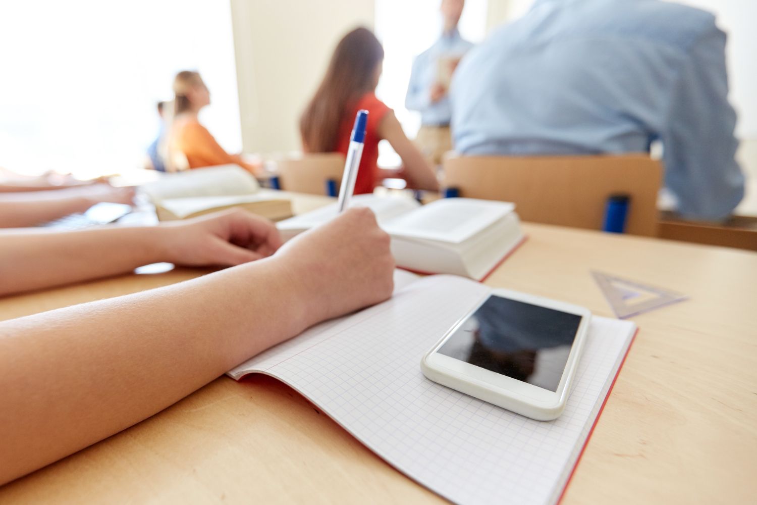 Od września zakaz telefonów w przedszkolach i szkołach