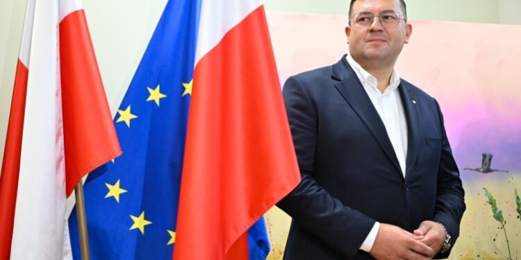 12.07.2026. Daleszyce. Minister rolnictwa Stefan Krajewski podczas konferencji prasowej w Miejsko-Gminnym Ośrodku Kultury w Daleszycach / Fot. PAP/Piotr Polak