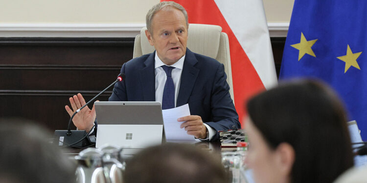 Lekarze zarobią maksymalnie 76 800 zł - Radio Kielce 21.07.2026. Warszawa. Premier Donald Tusk na posiedzeniu rządu w siedzibie KPRM w Warszawie / Fot. PAP - Paweł Supernak