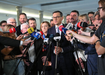 Morawiecki: jest nas 40 posłów, senator i trzech europosłów