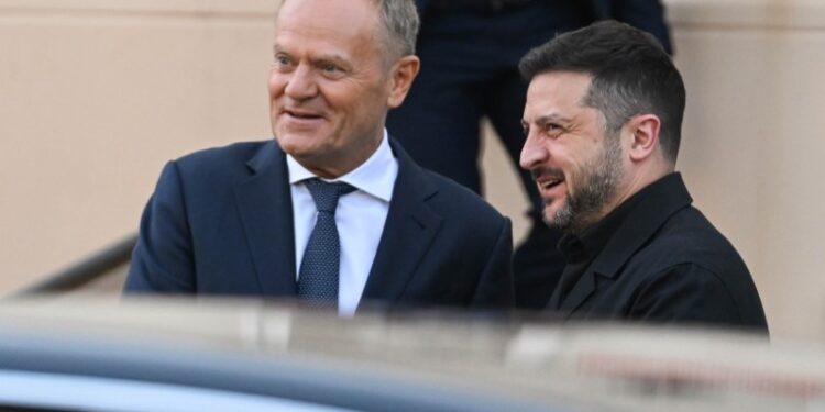 Premier: spotkanie z Zełenskim m.in. o przebiegu jego rozmów w Waszyngtonie - Radio Kielce 29.07.2026. Lublin. Premier Donald Tusk (L) i prezydent Ukrainy Wołodymyr Zełenski (P) podczas spotkania w Lublinie / Fot. PAP/Wojtek Jargiło