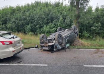 Wypadek na trasie krajowej. Są ranni