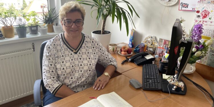 10 kierunków technicznych i branżowych nie znalazło zainteresowania uczniów - Radio Kielce Na zdjęciu Ewa Drzazga, naczelnik Wydziału Oświaty w Starostwie Powiatowym w Sandomierzu / fot. Grażyna Szlęzak-Wójcik - Radio Kielce