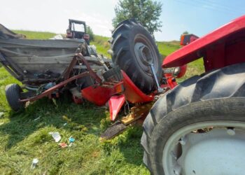 Ciagnik przygniótł mężczyznę, interweniował śmigłowiec LPR