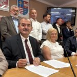 27.08.2026. Kazimierza Wielka. Podpisanie aktu notarialnego, który otwiera drogę do budowy nowego uzdrowiska w Kazimierzy Wielkiej / Fot. Marta Gajda-Kruk - Radio Kielce