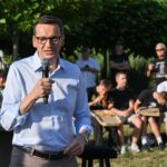 Kielecki radny PiS był na grillu u Mateusza Morawieckiego. Kary się nie boi