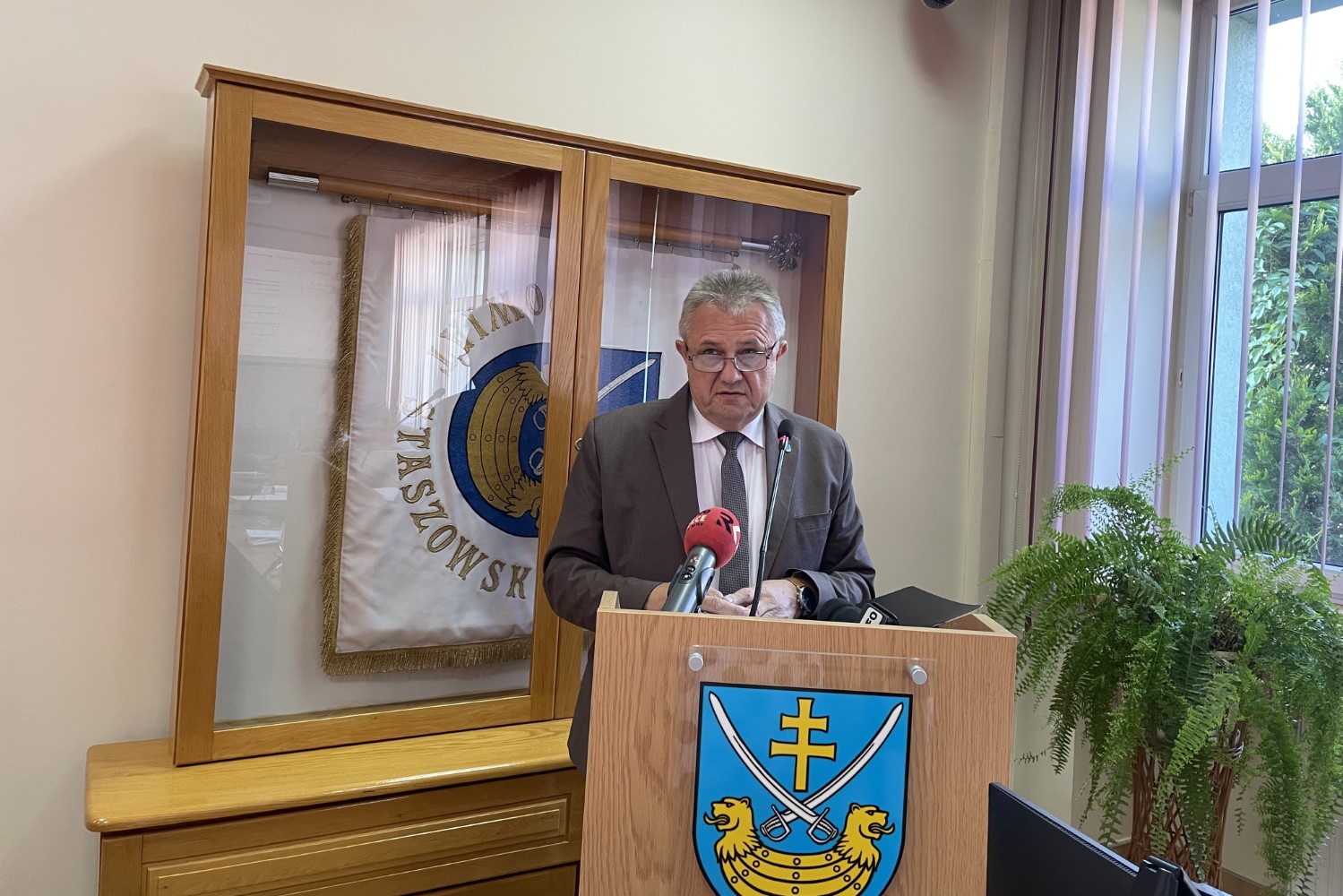 05.08.2026. Staszów. Nadzwyczajna Sesja Powiatu Staszowskiego / Fot. Grażyna Szlęzak-Wójcik - Radio Kielce