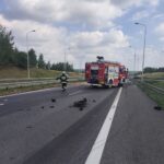 Bus uderzył w bariery energochłonne