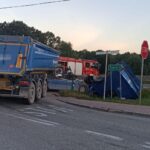 28.08.2026. Ćmińsk. DK 74. Zderzenie dwóch ciężarówek / Fot. policja