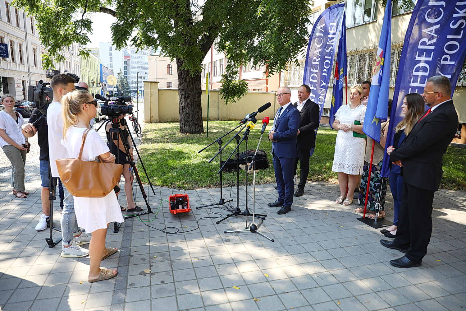 KSeF do likwidacji – przekonują działacze Konfederacji Korony Polskiej