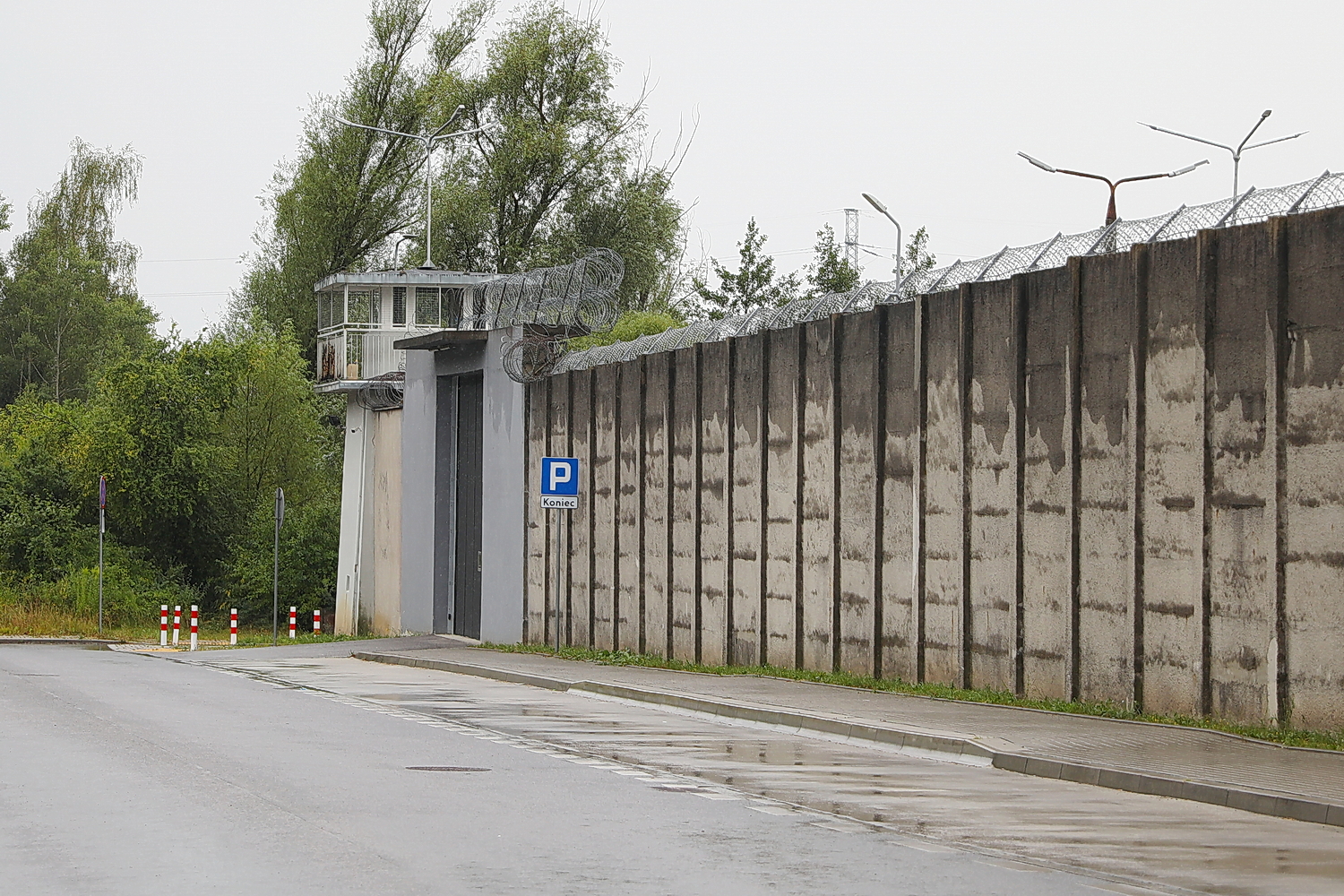 Oskarżony o gwałt i znęcanie się nad bliskimi oraz zwierzętami wyjdzie z aresztu