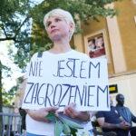 „Nie bądź obojętny” - apelowali przedstawiciele KOD-u - Radio Kielce 09.08.2026. Kielce. Manifestacja pod hasłem „Nie bądź obojętny” / Fot. Wiktor Taszłow - Radio Kielce