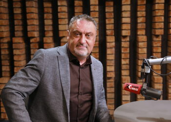 Zakaz telefonów i nowe standardy żywienia. Od września duże zmiany w szkołach