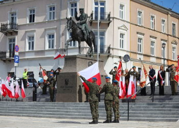 12.08.2026 Kielce. Kadrówka wkroczyła do miasta. Uroczystości / Fot. Wiktor Taszłow - Radio Kielce