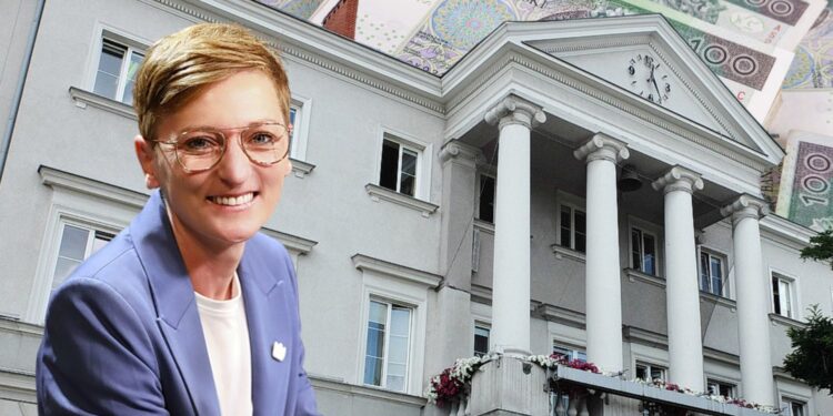 Ratusz chce jeszcze raz rozmawiać o kredycie. Co na to radni? - Radio Kielce Ratusz chce jeszcze raz rozmawiać o kredycie. Co na to radni?