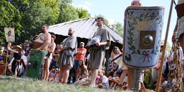Chylińska, Martyniuk i wytop żelaza. W weekend Dymarki Świętokrzyskie - Radio Kielce Chylińska, Martyniuk i wytop żelaza. W weekend Dymarki Świętokrzyskie