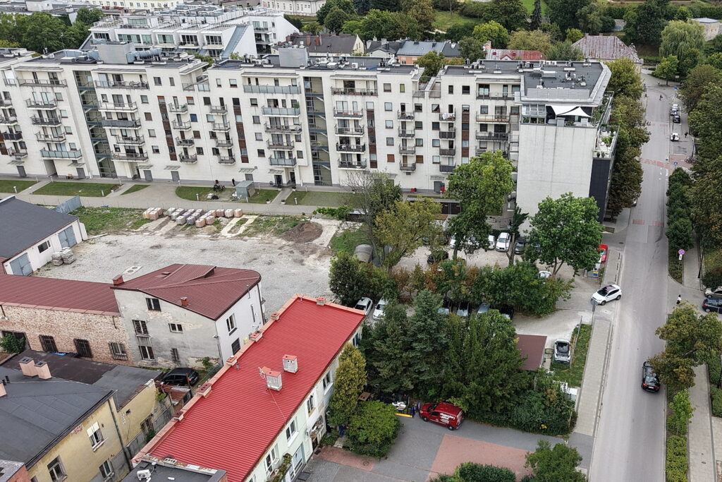 Budowa trzech parkingów wielopoziomowych coraz bliżej - Radio Kielce