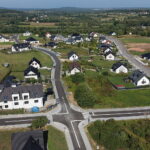 Zakończeniu budowy kompleksowej infrastruktury na nowym osiedlu w miejscowości Skiby - Radio Kielce