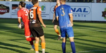 Świętokrzyskie derby ze wskazaniem na gospodarzy