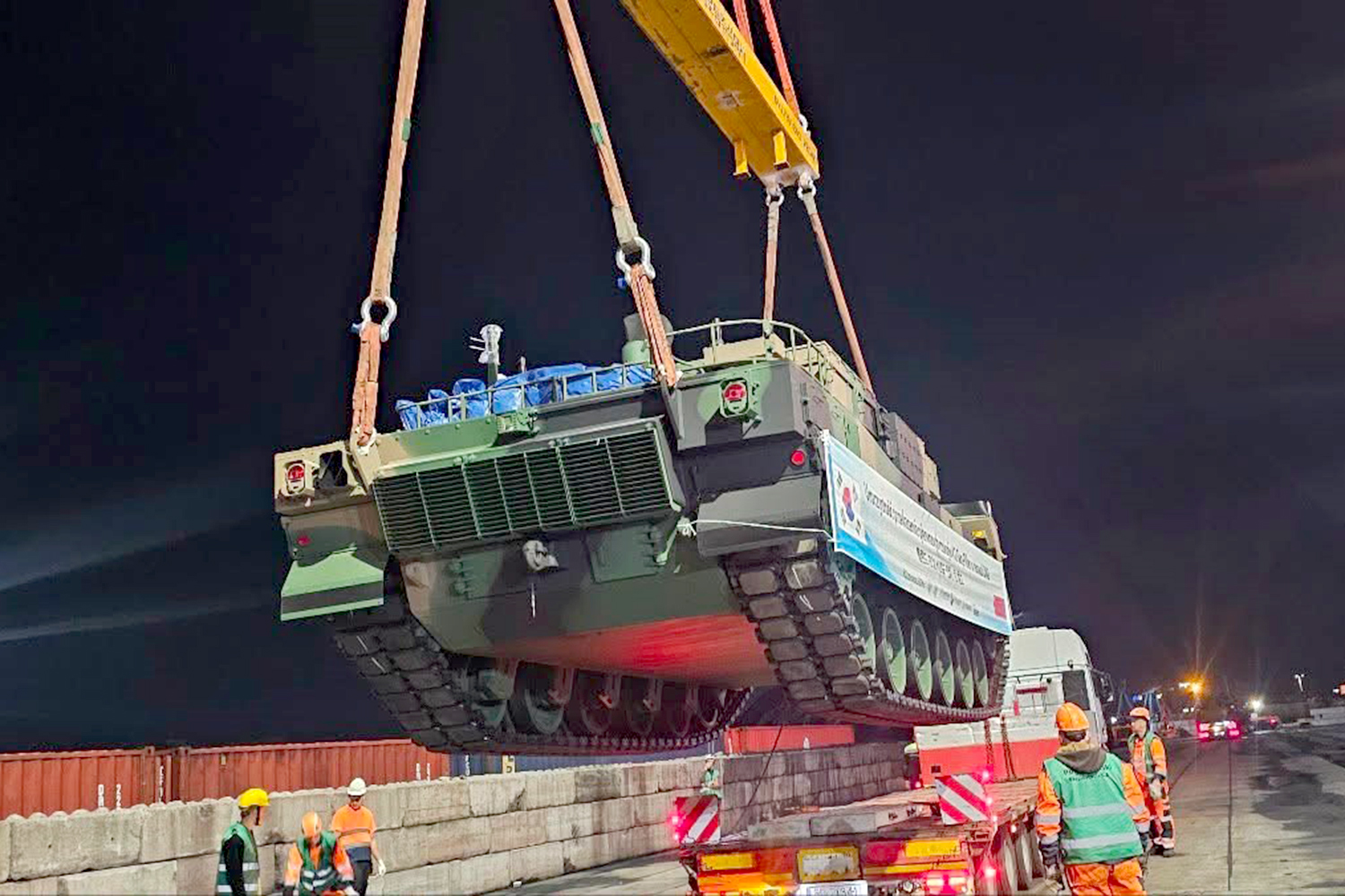 Do Polski dotarły czołgi K2