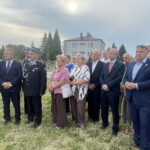 Uczestnik radomskiego czerwca ks. Roman Kotlarz ma swój Dąb Pamięci - Radio Kielce Uczestnik radomskiego czerwca ks. Roman Kotlarz ma swój Dąb Pamięci - Radio Kielce