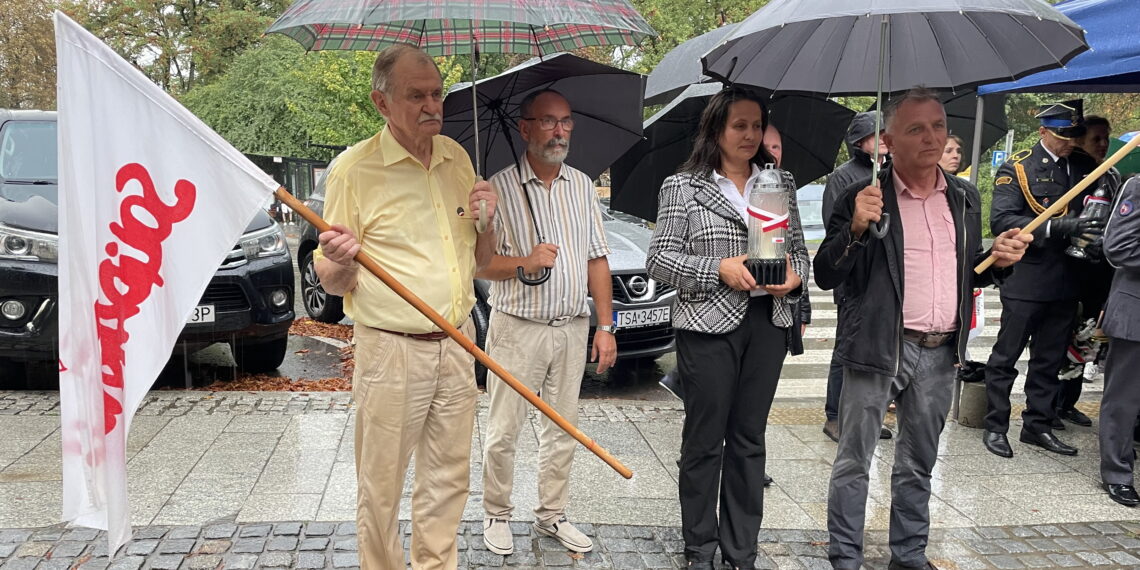 Deszcz nie zagłuszył pamięci o Porozumieniach Sierpniowych