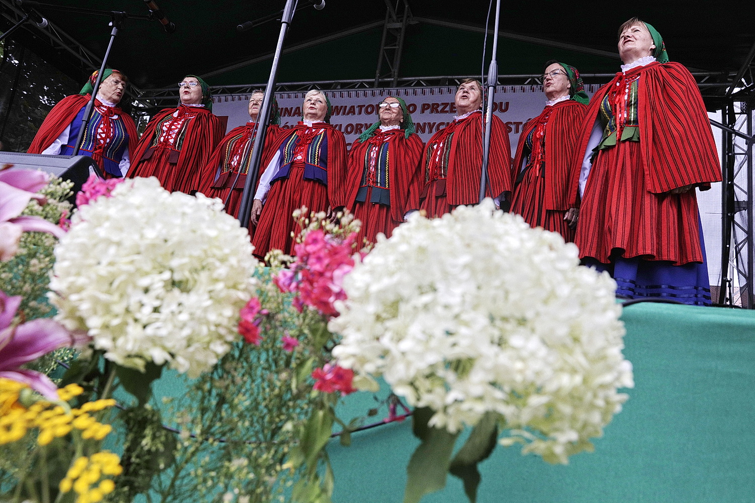 Chmielnik. Powiatowy przegląd zespołów folklorystycznych