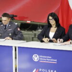 24.08.2026. Skarżysko-Kamienna. Podpisanie pierwszej umowy w ramach programu SAFE 2.0 / Fot. Jarosław Kubalski - Radio Kielce