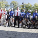 Rowerzyści wyruszyli na Westerplatte - Radio Kielce Rowerzyści wyruszyli na Westerplatte - Radio Kielce