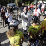 Rowerzyści wyruszyli na Westerplatte - Radio Kielce Rowerzyści wyruszyli na Westerplatte - Radio Kielce