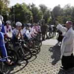 Rowerzyści wyruszyli na Westerplatte - Radio Kielce Rowerzyści wyruszyli na Westerplatte - Radio Kielce