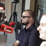 28.08.2026. Radio Kielce. Na zdjęciu: Piotr Żołądek i Milena Rot-Żołądek, zwycięzcy w wakacyjnym konkursie Radia Kielce „Dźwiękowe historie z wakacji” / Fot. Jarosław Kubalski – Radio Kielce