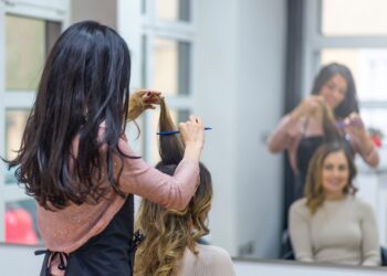 Nowe wytyczne GIS dla salonów z branży beauty