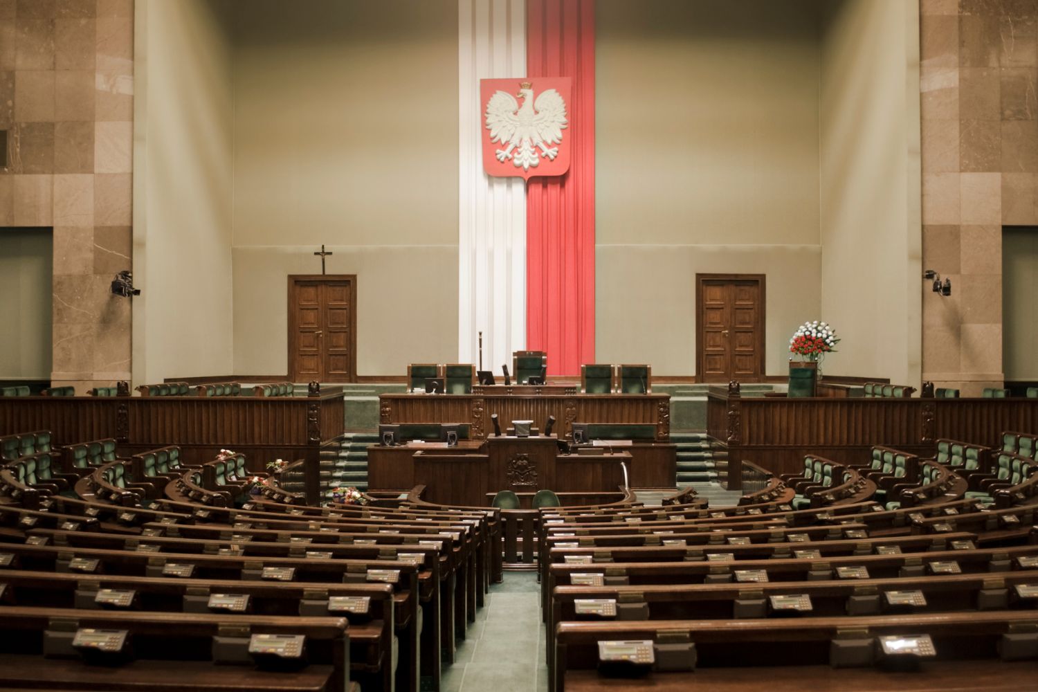 Rozwój Plus odbiera głosy PiS?