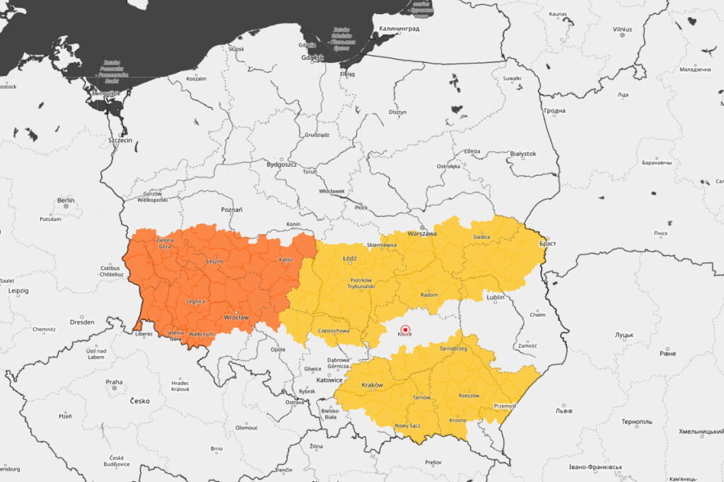 Świętokrzyskie opasane burzami. To będzie groźna noc - Radio Kielce