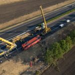 Tragedia na Węgrzech. Polski autobus wpadł do rowu, zginęło 12 osób - Radio Kielce 16.08.2026. Wypadek polskiego autokaru na Węgrzech / Fot. PAP/EPA/ZOLTAN MATHE