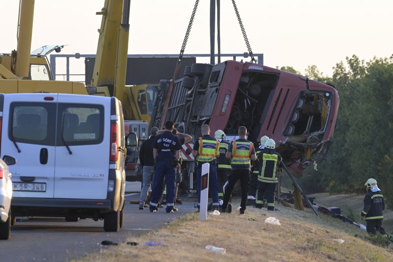 16.08.2026. Wypadek polskiego autokaru na Węgrzech / Fot. PAP/EPA/ZOLTAN MATHE