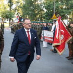 6.08.2026. Kraków. Uczestnicy 61. Marszu Szlakiem Pierwszej Kompanii Kadrowej. W marszu „Kadrówki”, upamiętniającym wymarsz pierwszej Kompanii Kadrowej z Krakowa w 1914 roku, biorą udział członkowie organizacji strzeleckich, żołnierze oraz osoby cywilne / Fot. PAP - Łukasz Gągulski