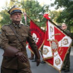 6.08.2026. Kraków. Uczestnicy 61. Marszu Szlakiem Pierwszej Kompanii Kadrowej. W marszu „Kadrówki”, upamiętniającym wymarsz pierwszej Kompanii Kadrowej z Krakowa w 1914 roku, biorą udział członkowie organizacji strzeleckich, żołnierze oraz osoby cywilne / Fot. PAP - Łukasz Gągulski
