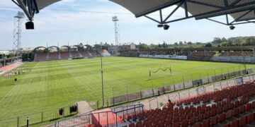 Ostrowiecki stadion zabrzmi nowym dźwiękiem