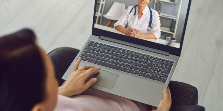 Fałszywi lekarze z Internetu udają ekspertów - Radio Kielce „Doktor AI” - fałszywi lekarze z Internetu udają ekspertów