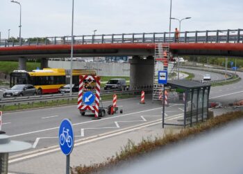 Wiadukt do naprawy. Powodem zderzenie z ciężarówką