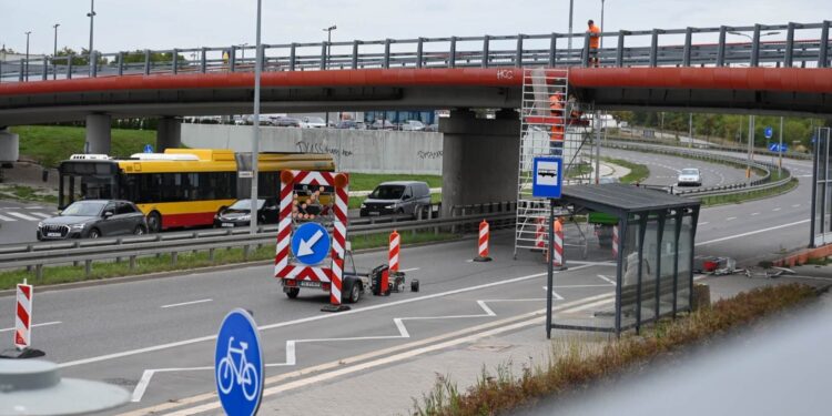 Wiadukt do naprawy. Powodem zderzenie z ciężarówką