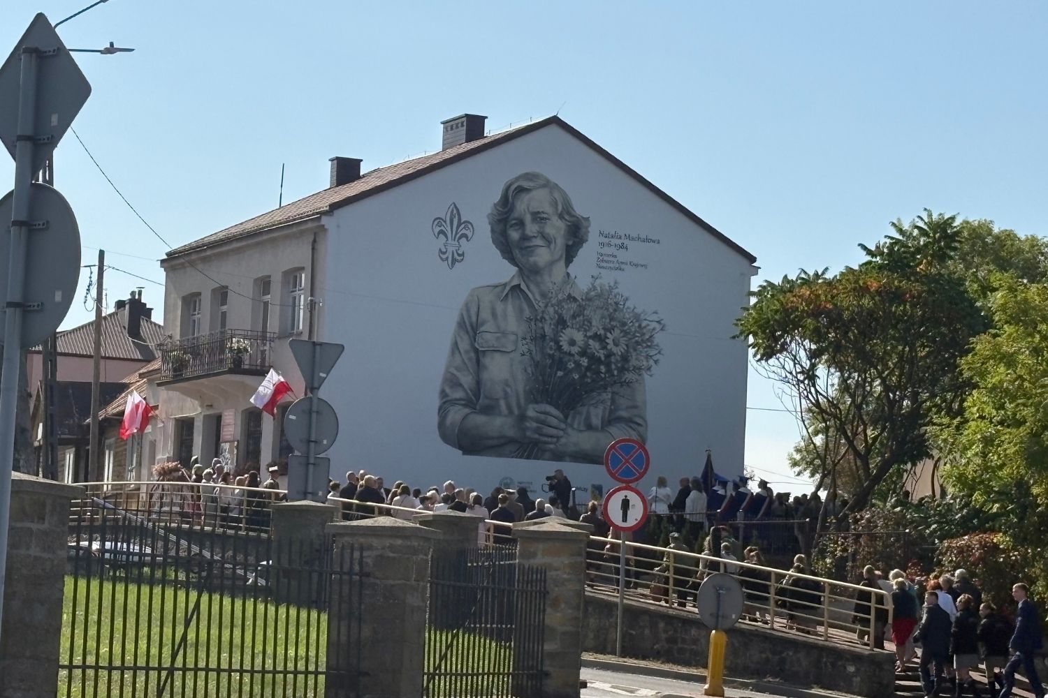 27.09.2026. Łopuszno. Mural poświęcony druhnie Natalii Machałowej / Fot. Anna Głąb - Radio Kielce