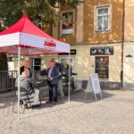 „Solidarność” chce referendum ws. Zielonego Ładu. Zbiórka podpisów wznowiona - Radio Kielce 10.09.2026. Kielce. NSZZ „Solidarność” zbiera podpisy pod obywatelskim wnioskiem w sprawie organizacji referendum dotyczącego Zielonego Ładu / Fot. Dariusz Kuc – Radio Kielce
