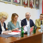 22.09.2026. Kielce. UJK. Podpisanie umowy ze spółką MEDUP / Fot. Wiktor Taszłow - Radio Kielce